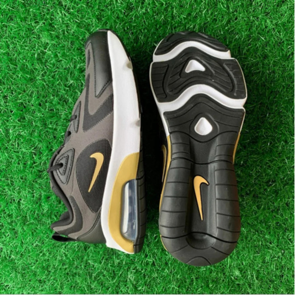 Nike Air Max 200 - Picture 3 of 9